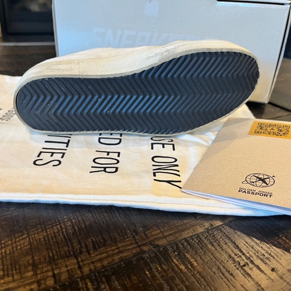 Golden Goose Sneakers - Picture 7 of 13